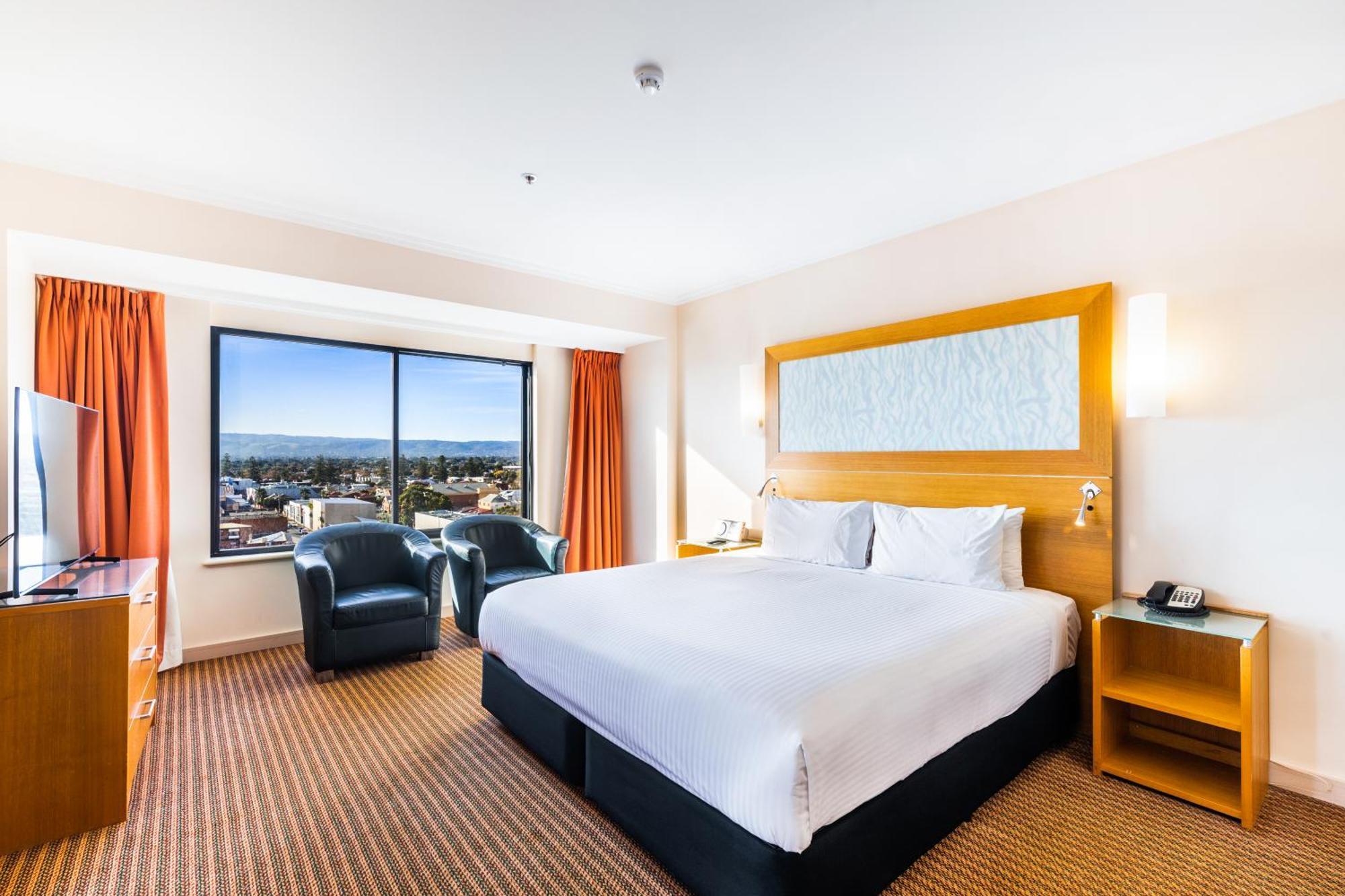 Stamford Grand Adelaide Hotel