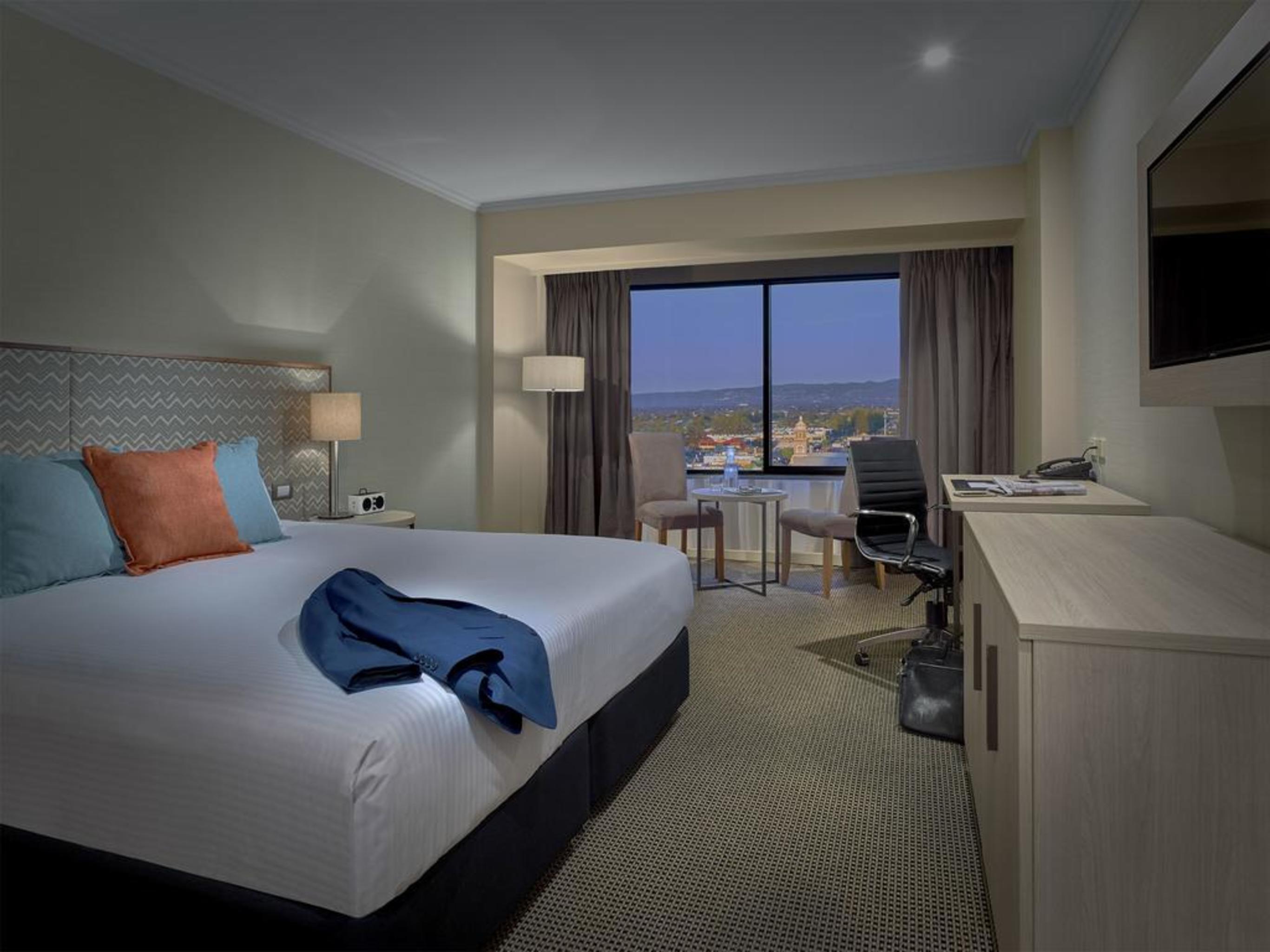 Stamford Grand Adelaide Hotel 5*