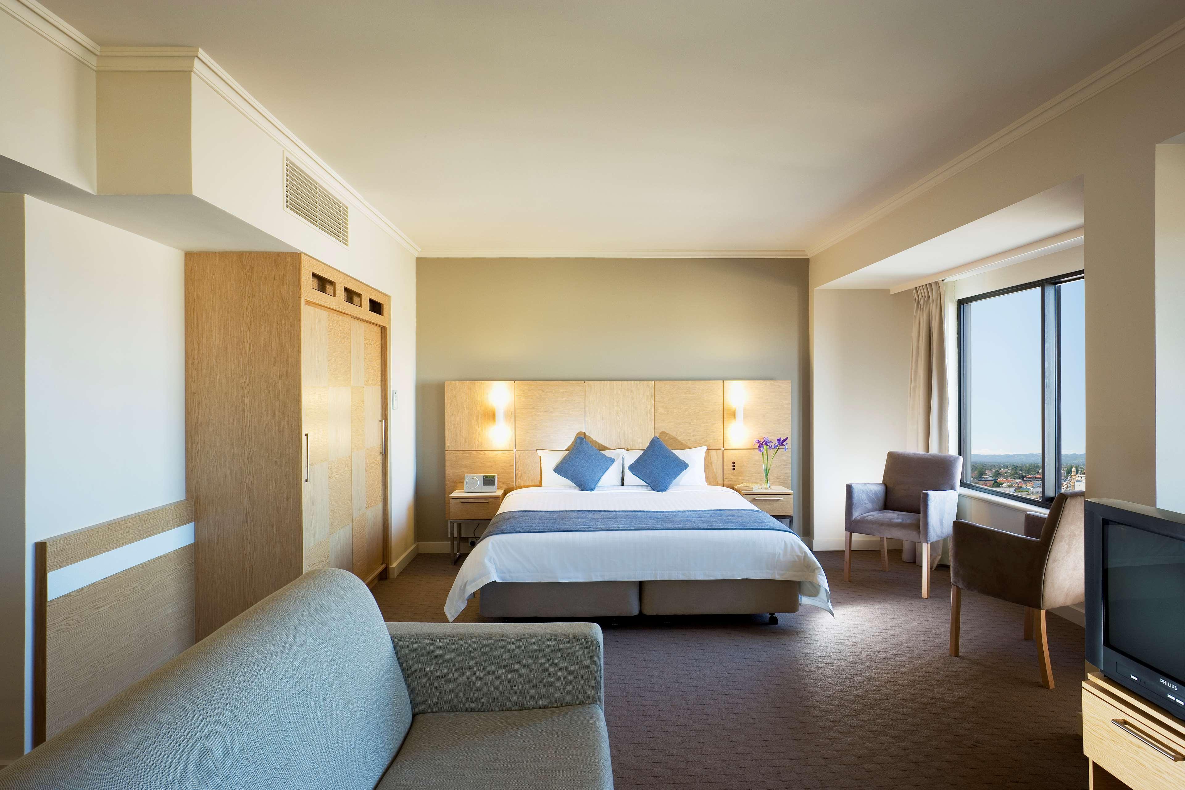 Stamford Grand Adelaide Hotel