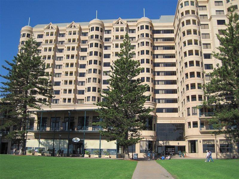 Stamford Grand Adelaide
