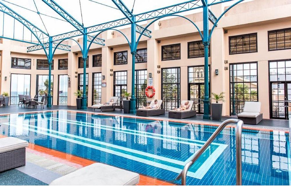Stamford Grand Adelaide Hotel 5*