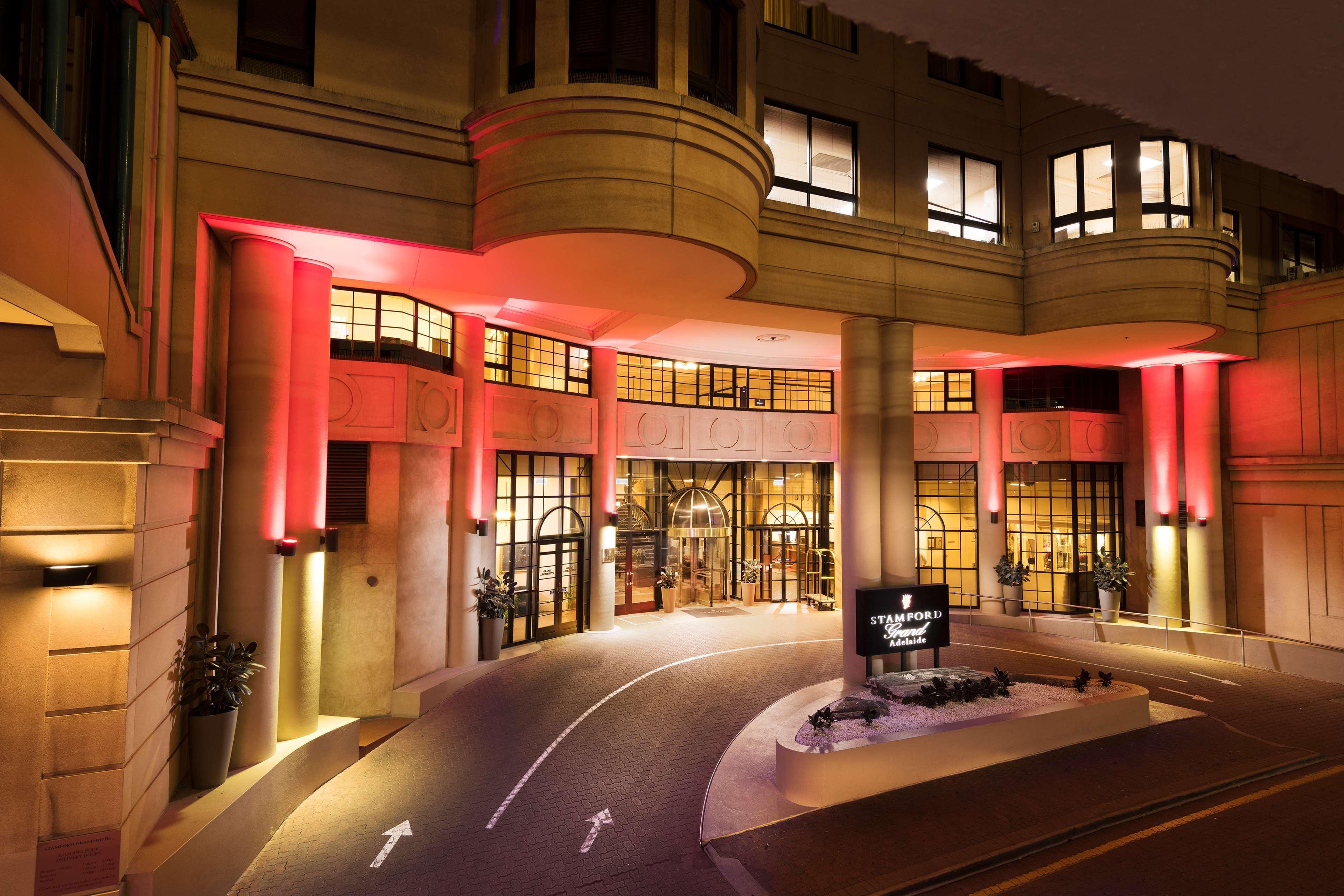 Stamford Grand Adelaide Hotel